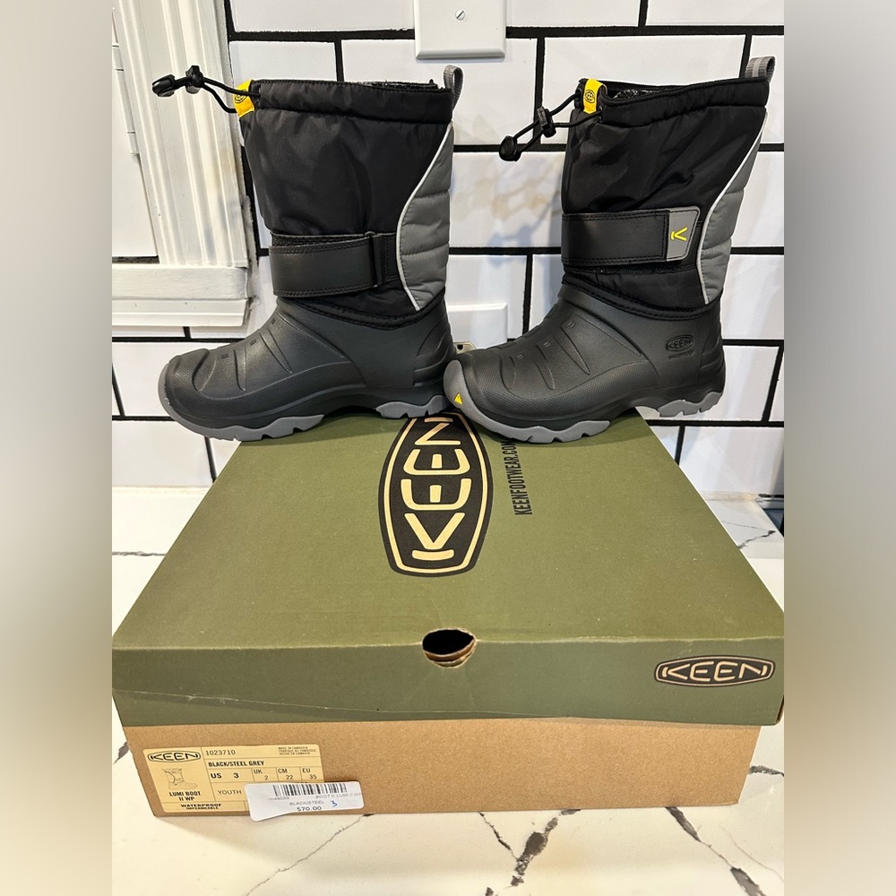 Keen Lumi Boot II WP Youth 3 Black/steel Grey Waterproof Snow Boots